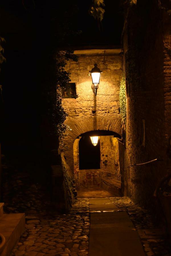 Al Castello Di Leprignano Apartment Capena Exterior foto